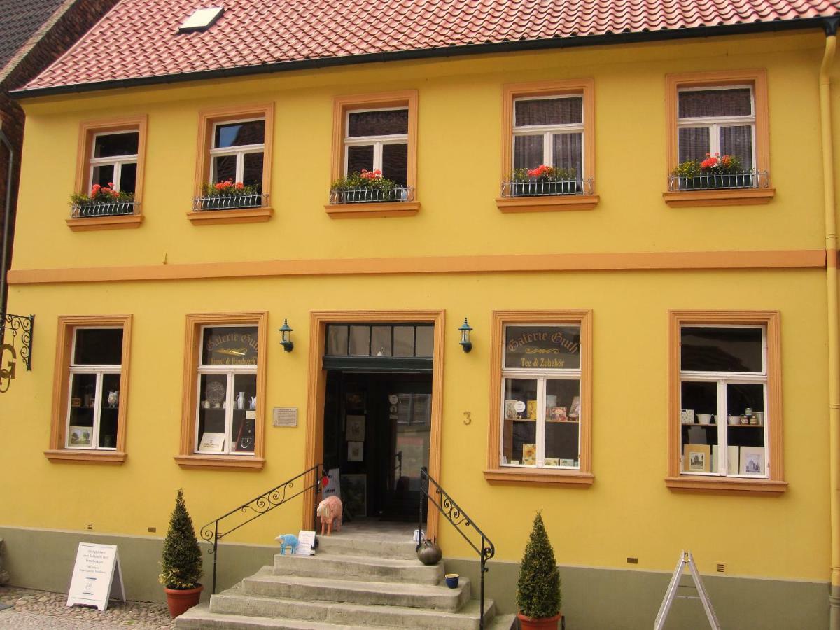 Im Kurfuerstlichen Zollamt Apartman Tangermünde Kültér fotó